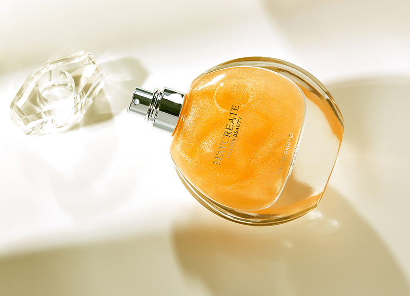 產(chǎn)香水后起直追?香水品類里能誕生一個完美日記嗎? 產(chǎn)香水后起直追?香水品類里能誕生一個完美日記嗎?