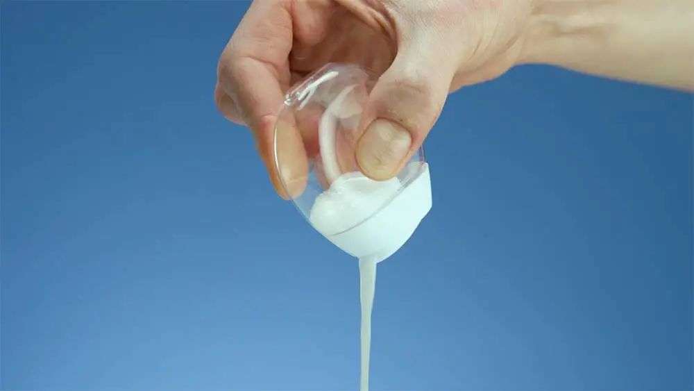 再也不用「擠牙膏」,高露潔換上的「潤(rùn)滑劑」包裝,讓牙膏從此一滴不剩 再也不用「擠牙膏」,高露潔換上的「潤(rùn)滑劑」包裝,讓牙膏從此一滴不剩