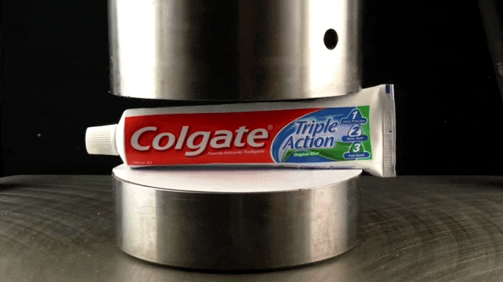 再也不用「擠牙膏」,高露潔換上的「潤(rùn)滑劑」包裝,讓牙膏從此一滴不剩 再也不用「擠牙膏」,高露潔換上的「潤(rùn)滑劑」包裝,讓牙膏從此一滴不剩